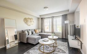 Globalstay Modern 3 Bedroom House In Brampton